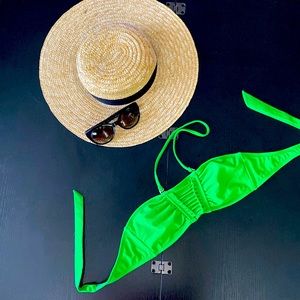 Bright green bikini top w/ removable neck strap